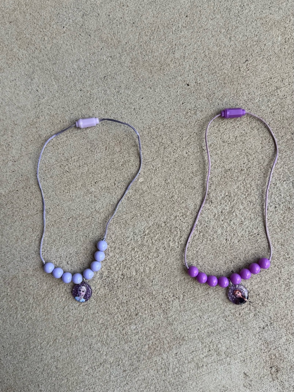 Disney Frozen Anna and Elsa Toy Necklace